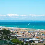 Apartment Enjoy Your Only 100mt From The Sea - Beahost