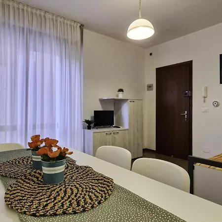 Enjoy Your Only 100m From The Sea - Beahost דירה *