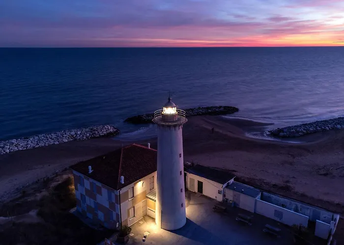 Enjoy Your Only 100mt From The Sea - Beahost *